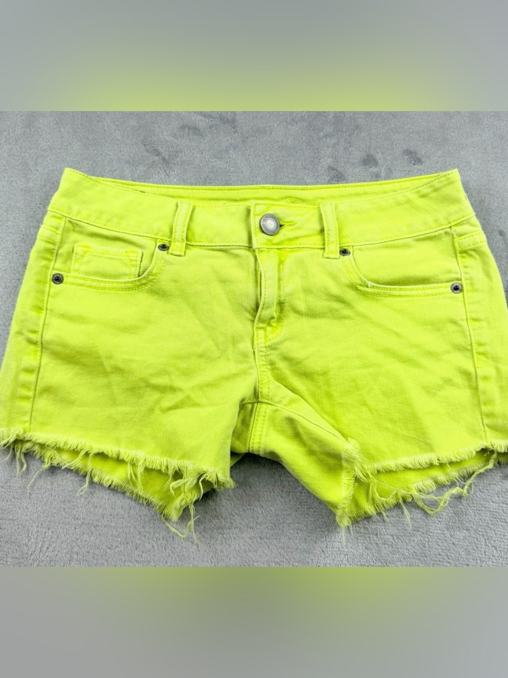 American Eagle Neon Yellow Cut Off Denim Shorts Stretch Raw Hem Summer - Size 2